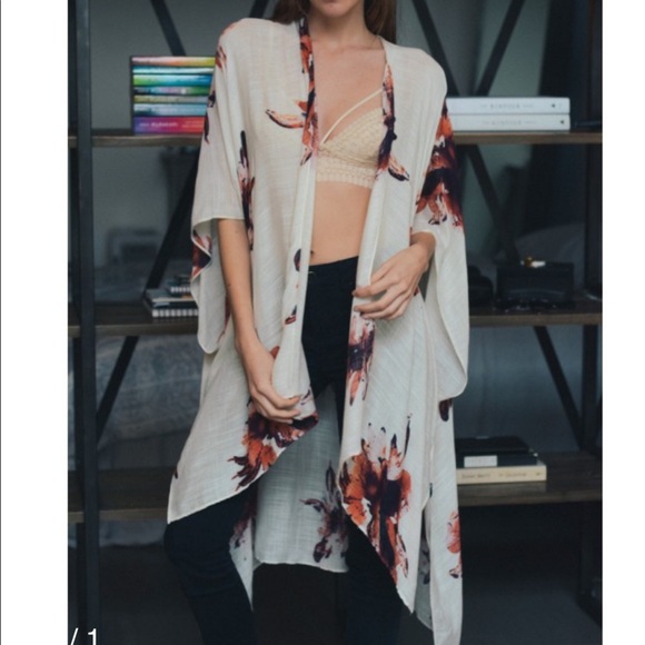 🌸Kimono with floral print - Picture 2 of 7