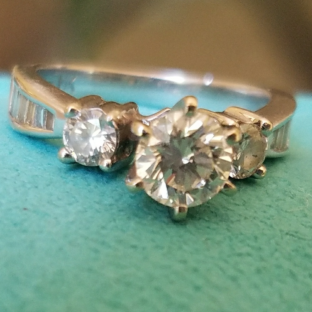 Wedding engagement  ring white 14 k diamond