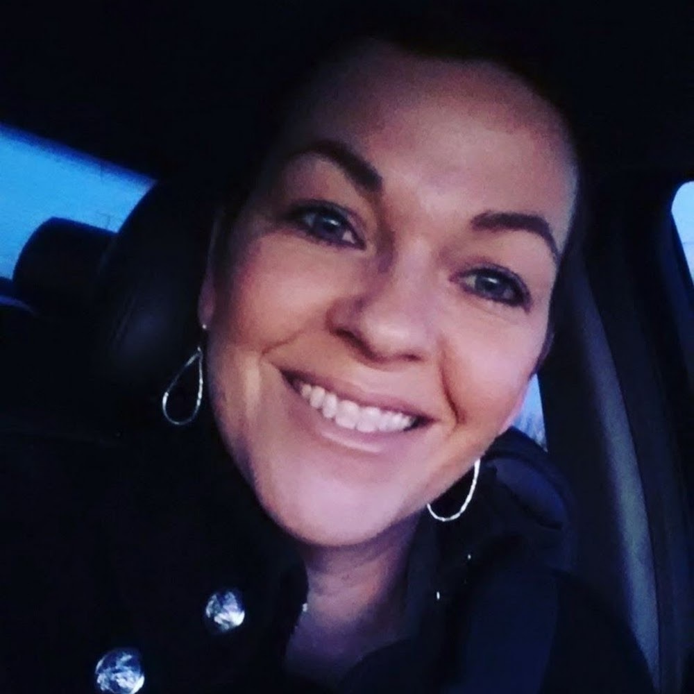 Meet your Posher, Angie