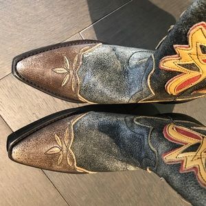 Nine West cowboy boots, size 7.5