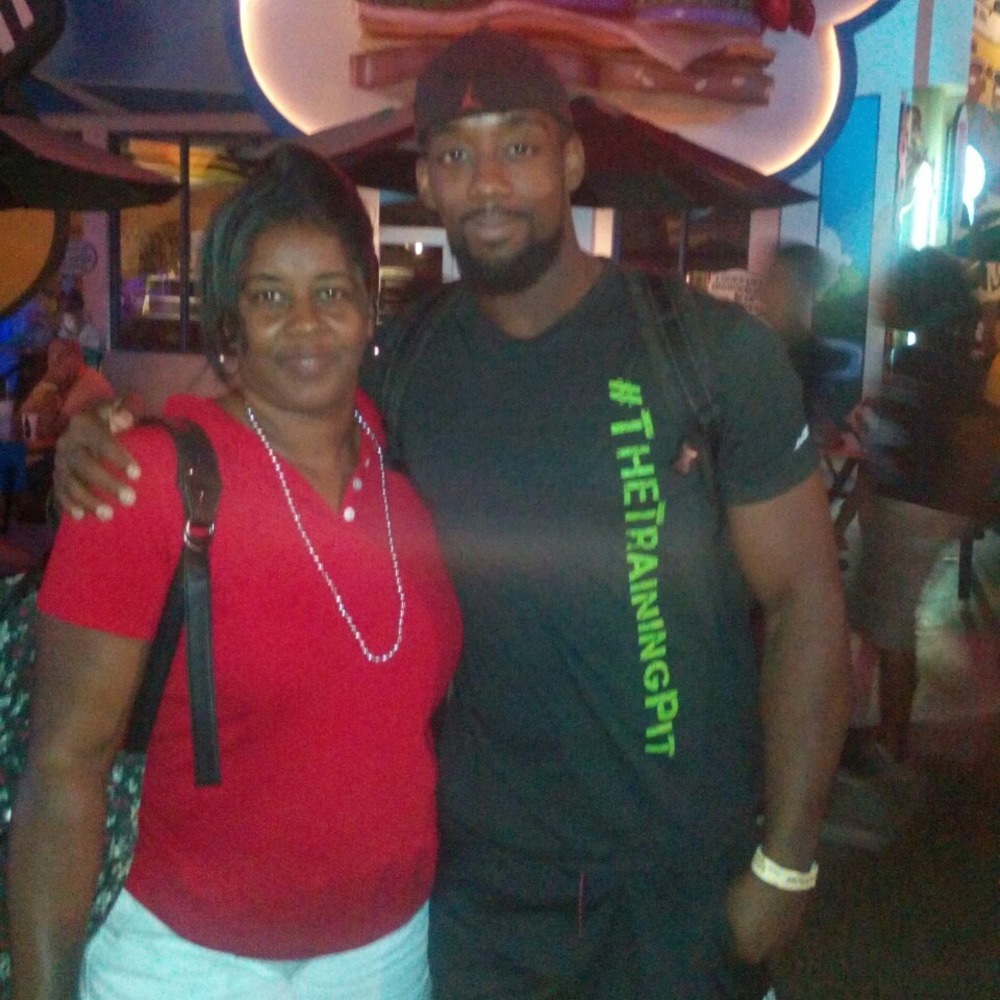 Meet your Posher, Derek