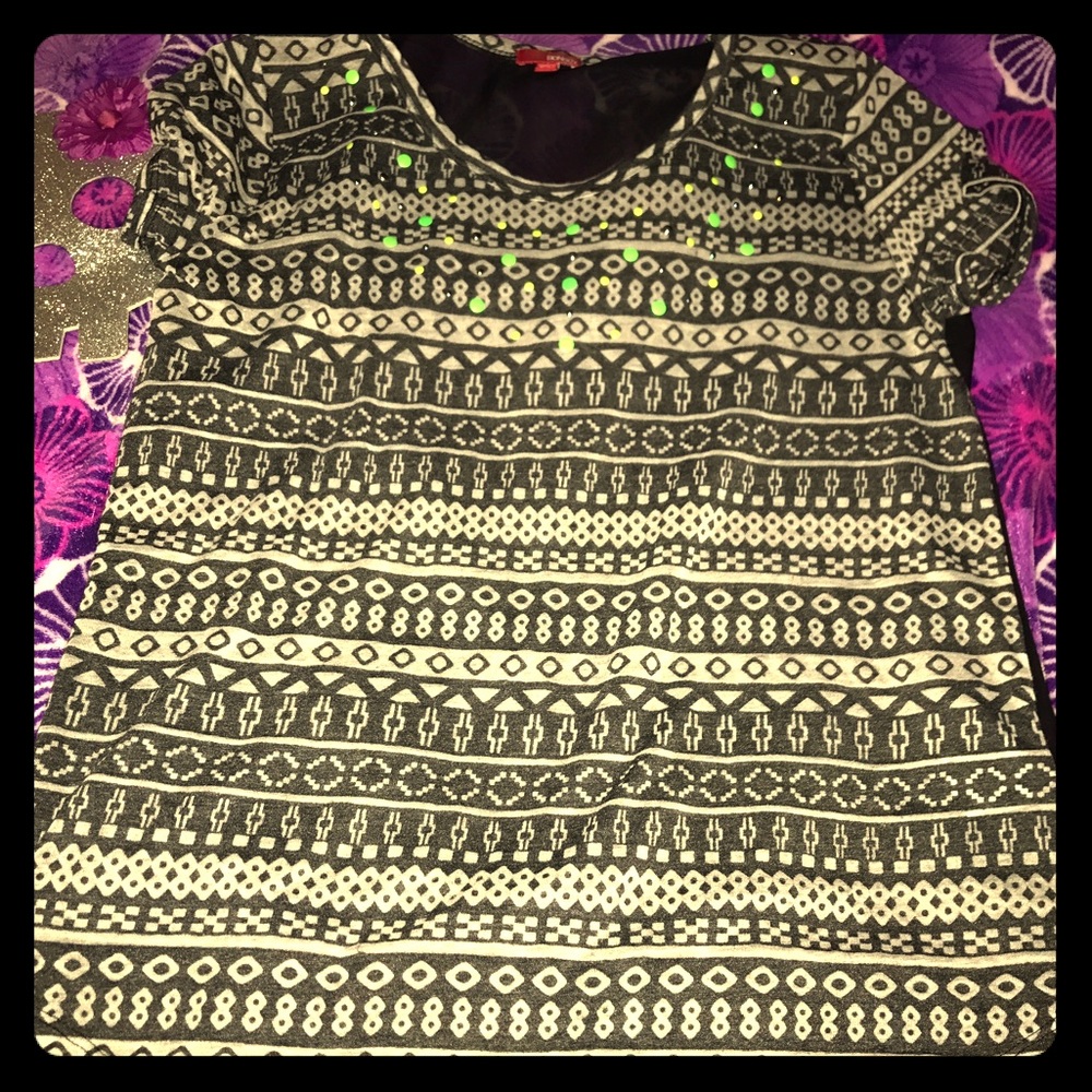 Pattern print embellished tee with sheer back