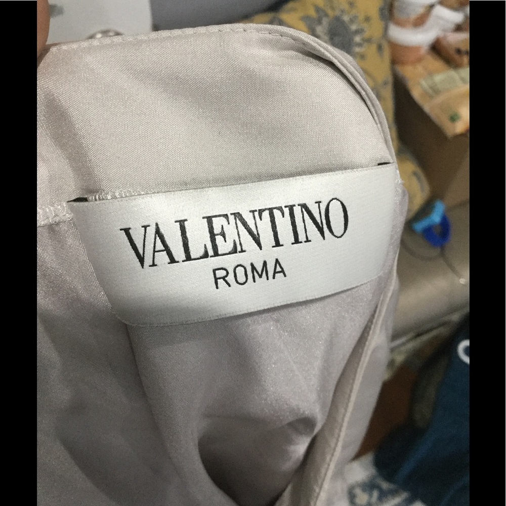 Valentino - silk one shoulder silver/gray dress. - Picture 4 of 7