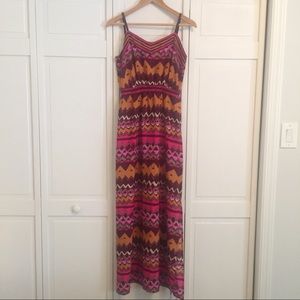 *LIKE NEW* LOFT Tribal Print Maxi Dress 🌻