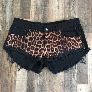 One Teaspoon Leopard Cut-off Shorts