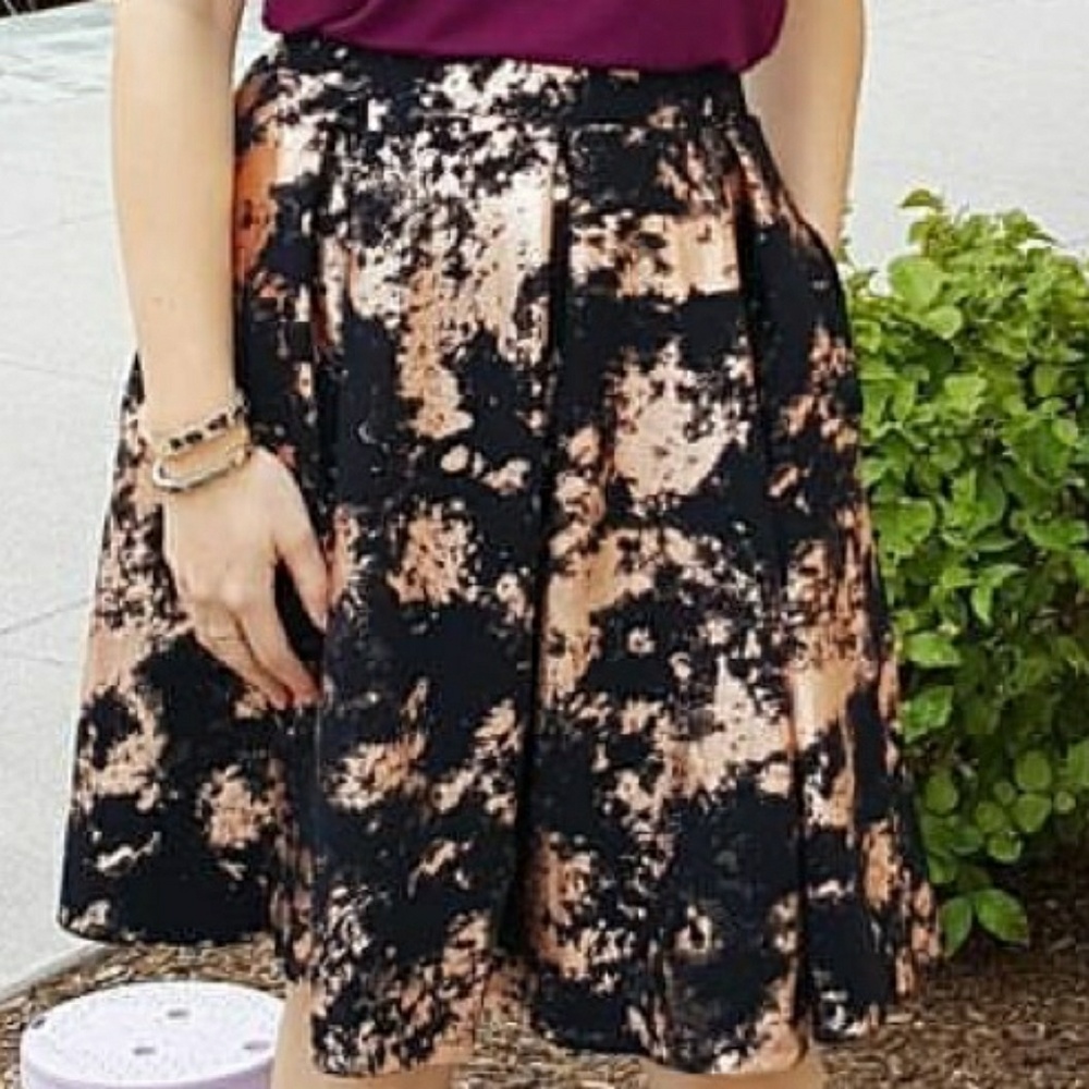 NWT LuLaRoe "Elegant Collection" Madison Skirt