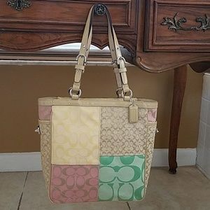 Coach purse never used.