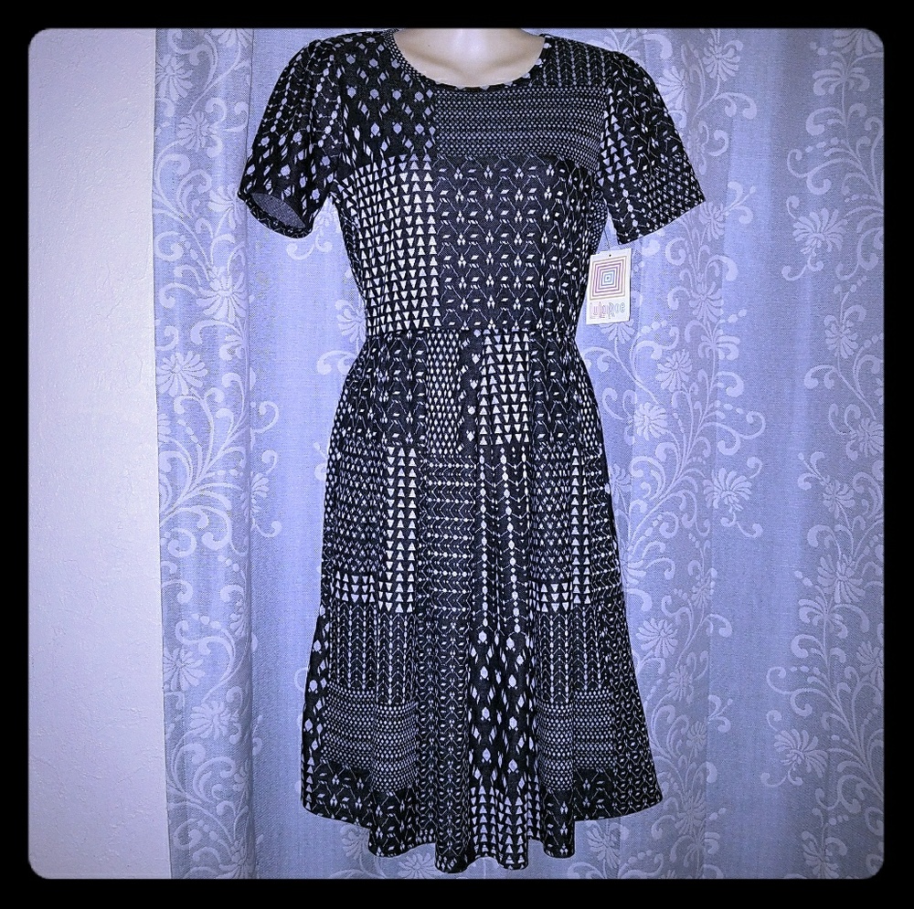 Cute Lularoe amelia dress