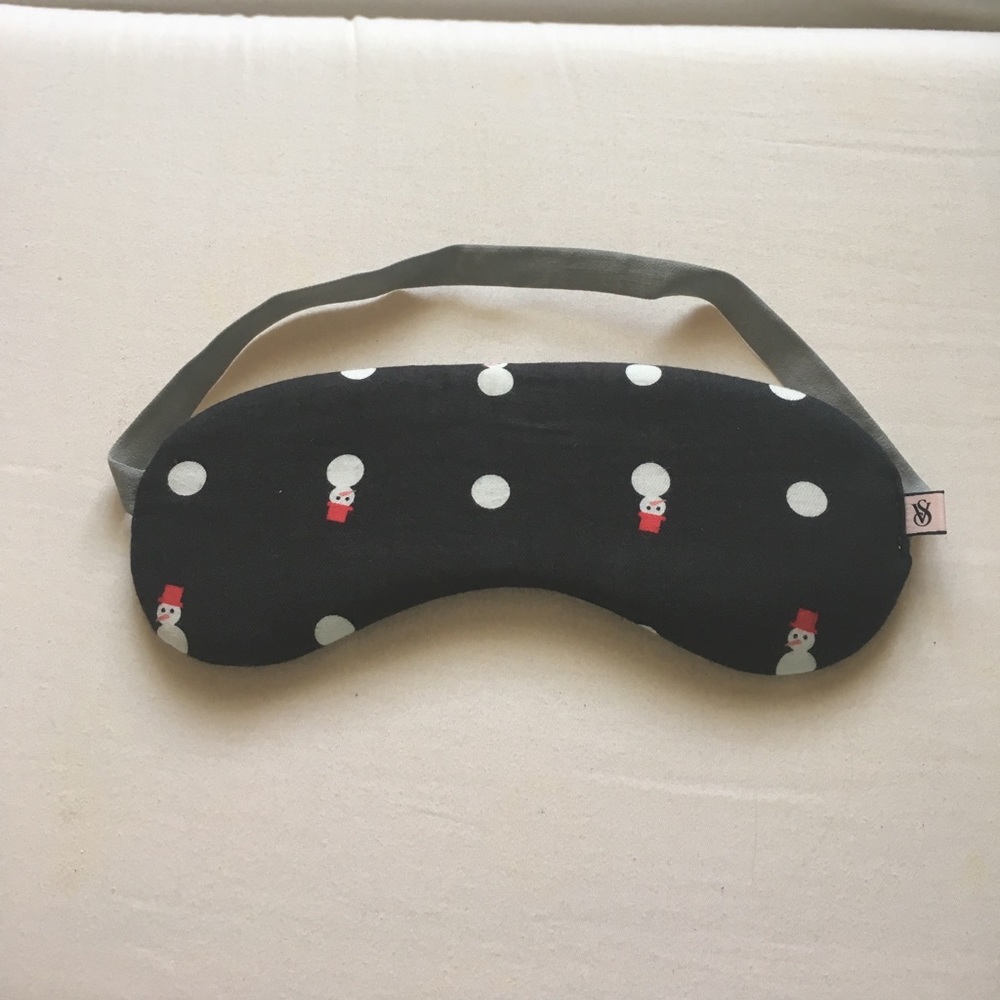 Bedtime eye covers
