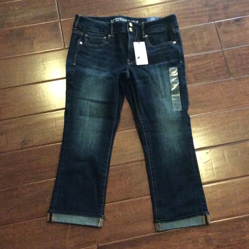 American Eagle Artist Crop