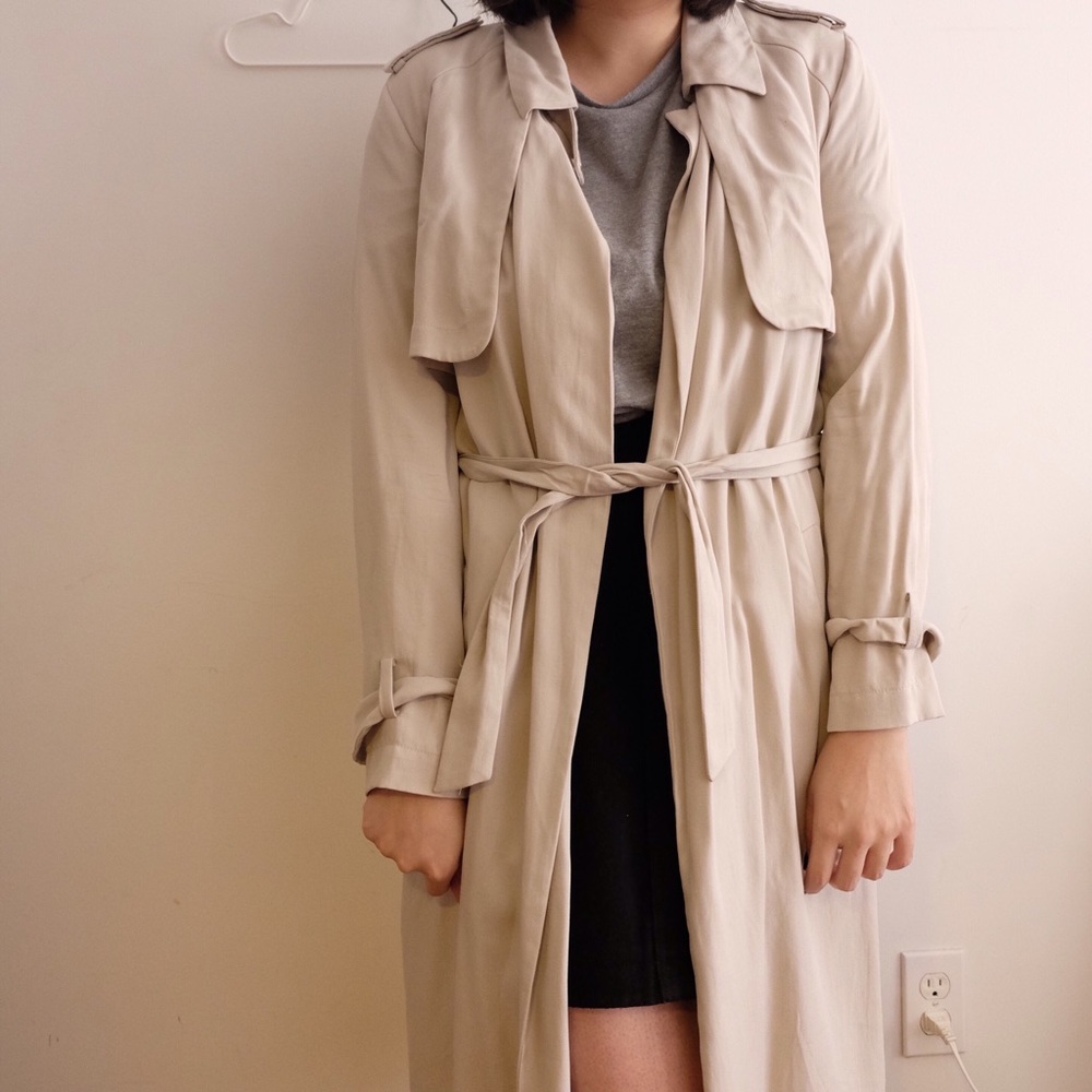 Zara trench coat SZ M