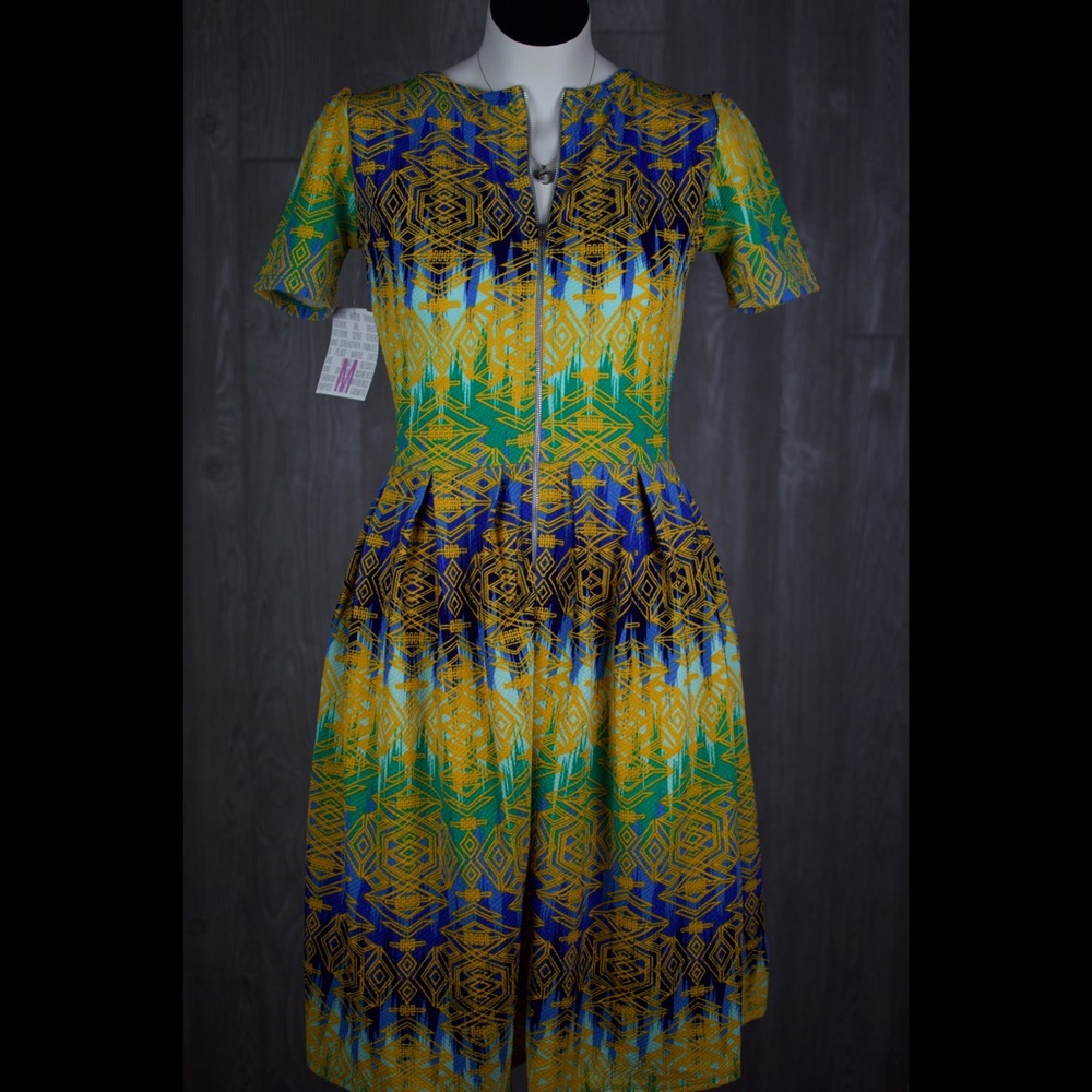 Lularoe Amelia medium