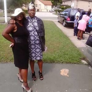 Meet your Posher, Alicia