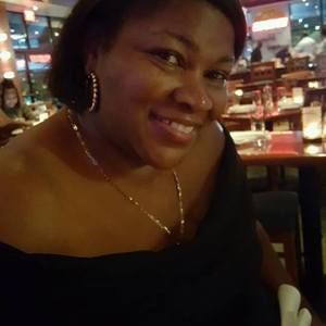 Meet your Posher, Mina