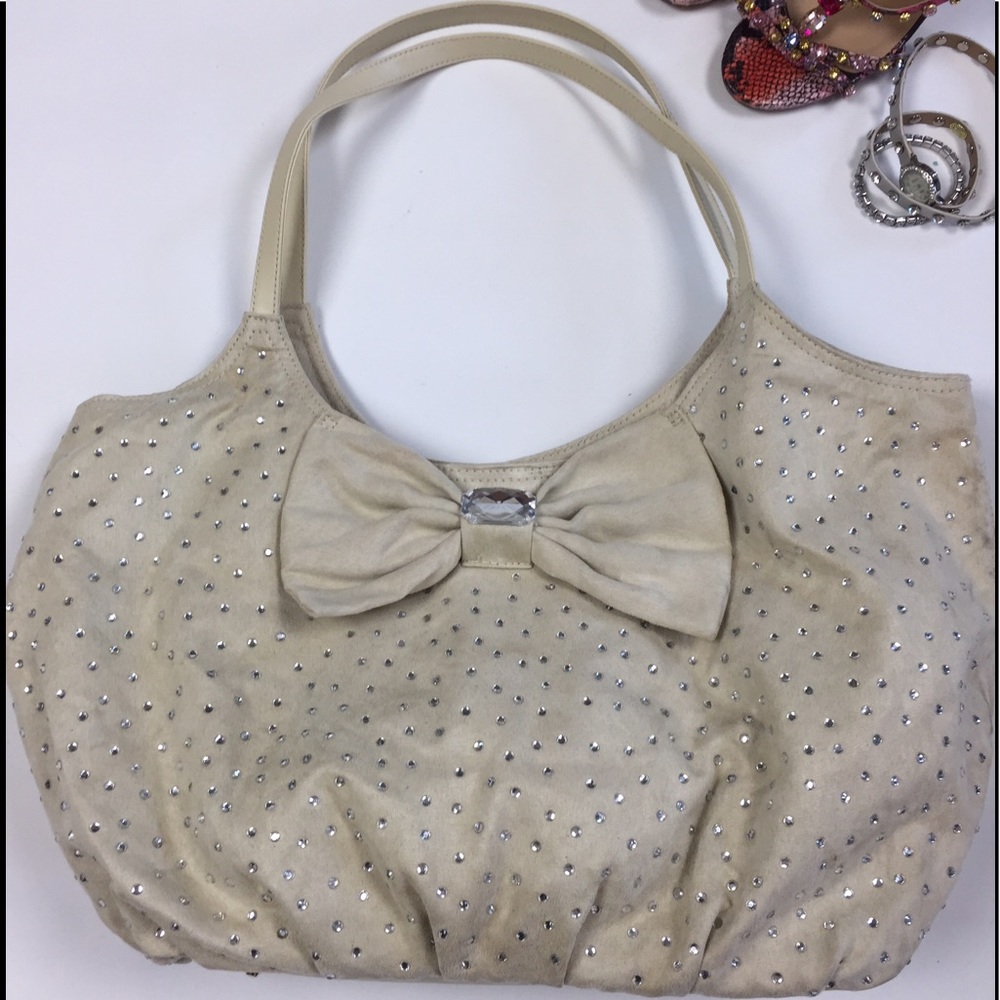 Oversized Cream suede bag. Animal print lining