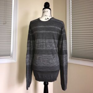 BRAND NEW CALVIN KLEIN MENS CREWNECK SWEATER