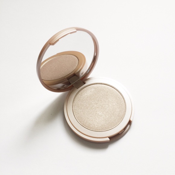 tarte amazonian clay highlighter