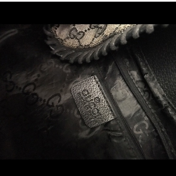 Gucci Bags - Gucci bag Gucci Bags - Gucci bag