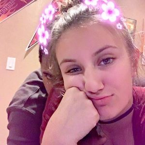 Meet your Posher, Lynette