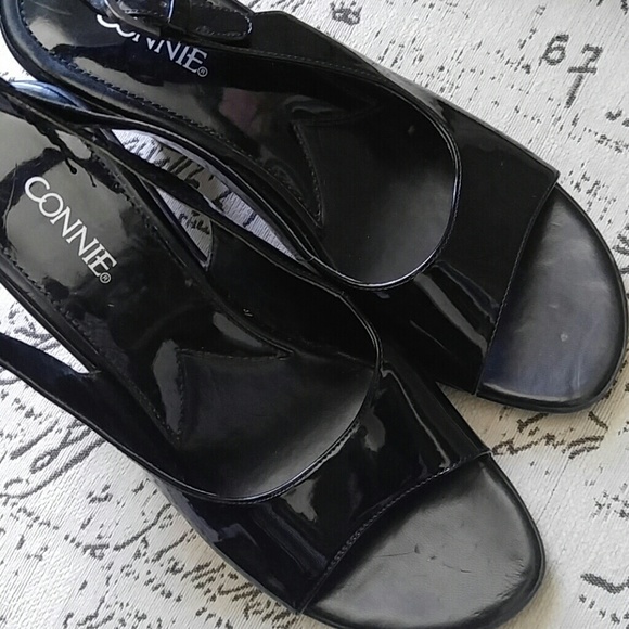 {SALE Need Gone!} 👠Black patent heels👠 - Picture 6 of 8