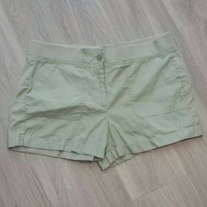 LOFT Cuffed Midi Short