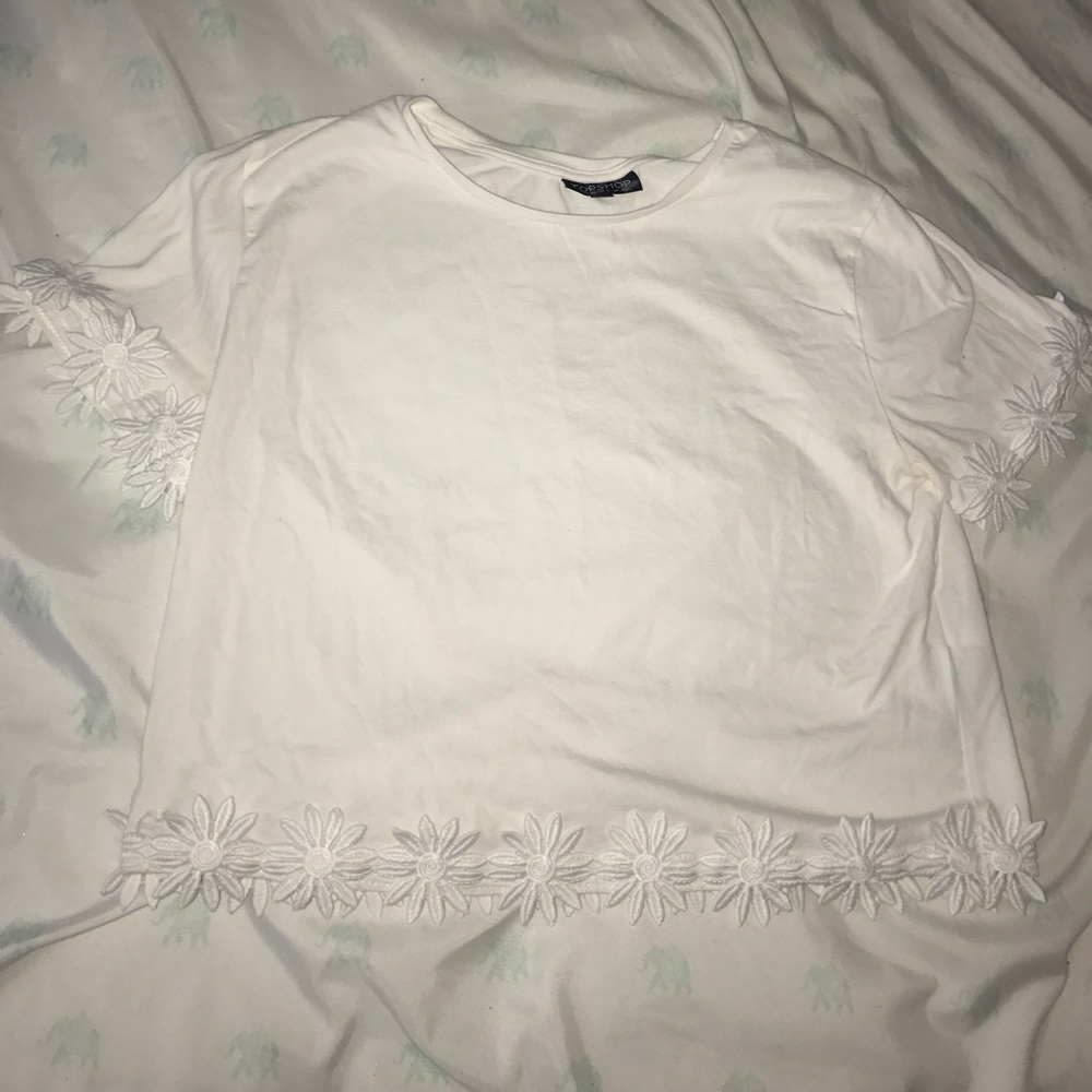 Flower tee