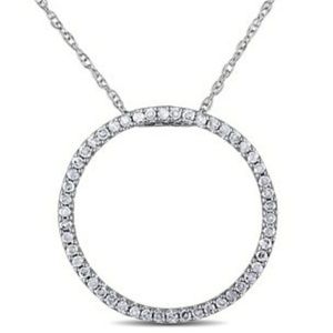 Open circle diamond pendant.