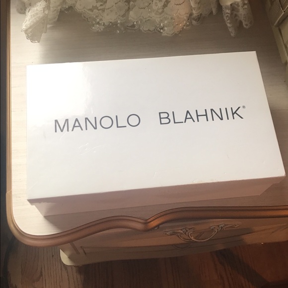 Manolo Blahniks Size 41 - Picture 2 of 4