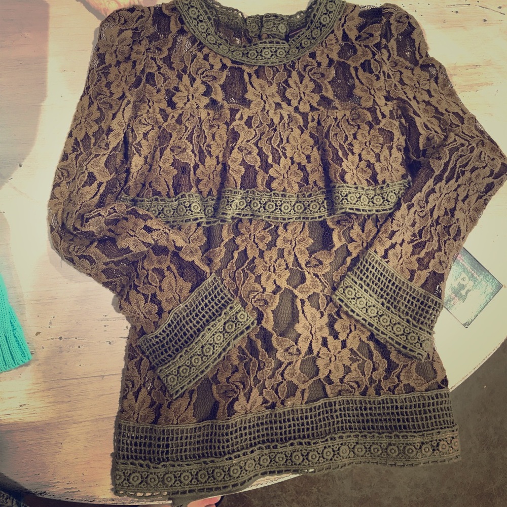 Olive Top