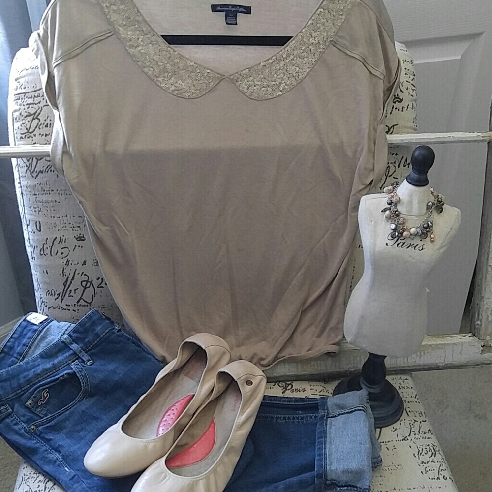 {Clearance}  Cappuccino T w sequin embellishment