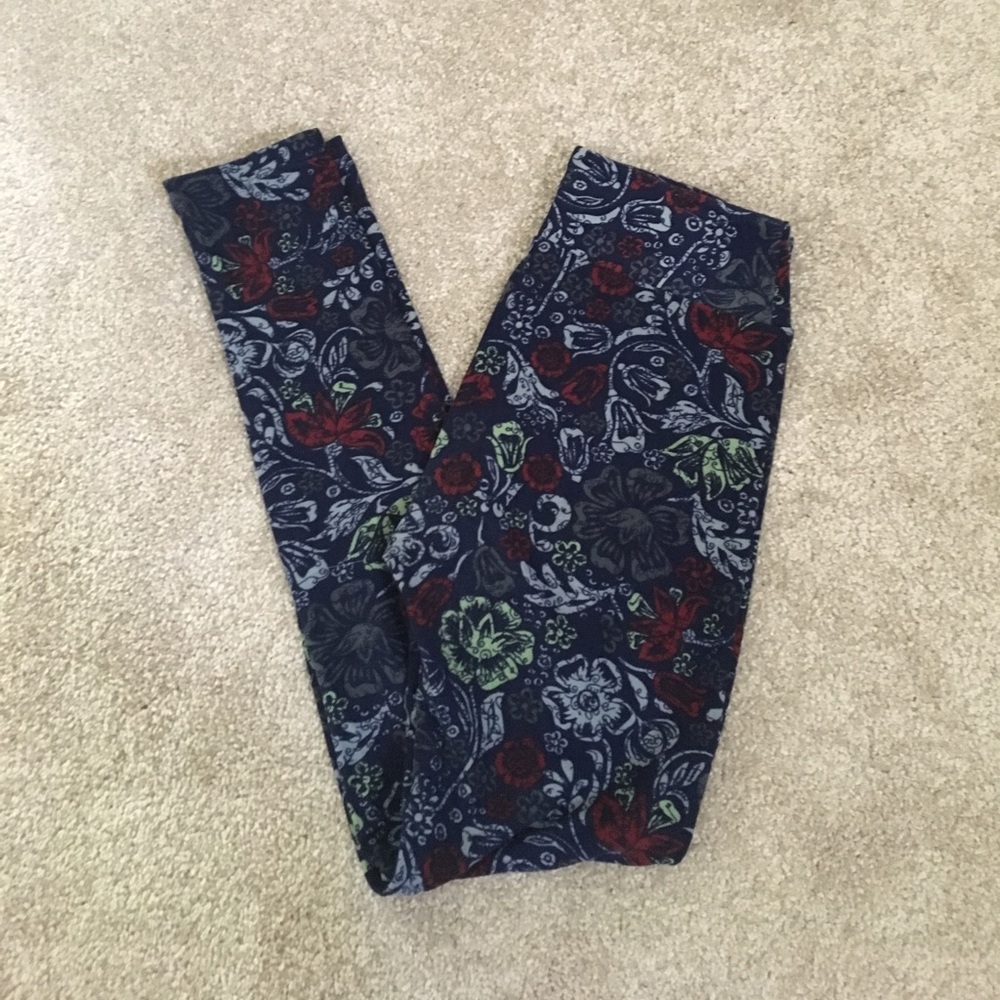 Final Price Drop! Lularoe one size leggings