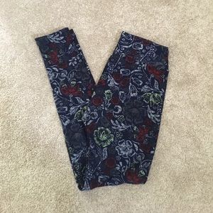 Final Price Drop! Lularoe one size leggings