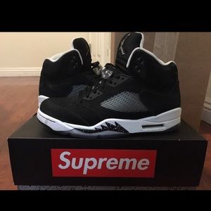 Jordan Retro 5 Oreo DS Size 10