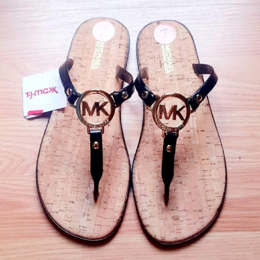 NWT Michael Kors Black jelly thong sandals size 7M