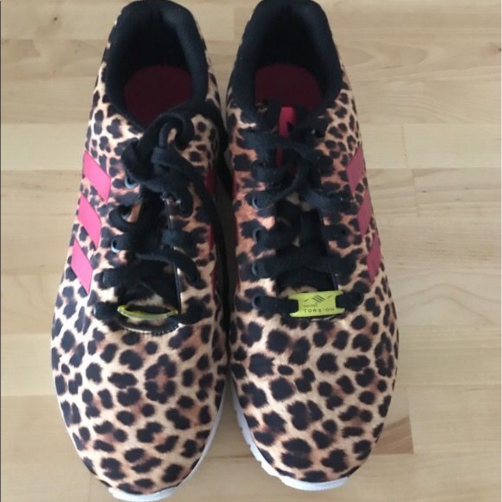 Beautiful adidas leopard print