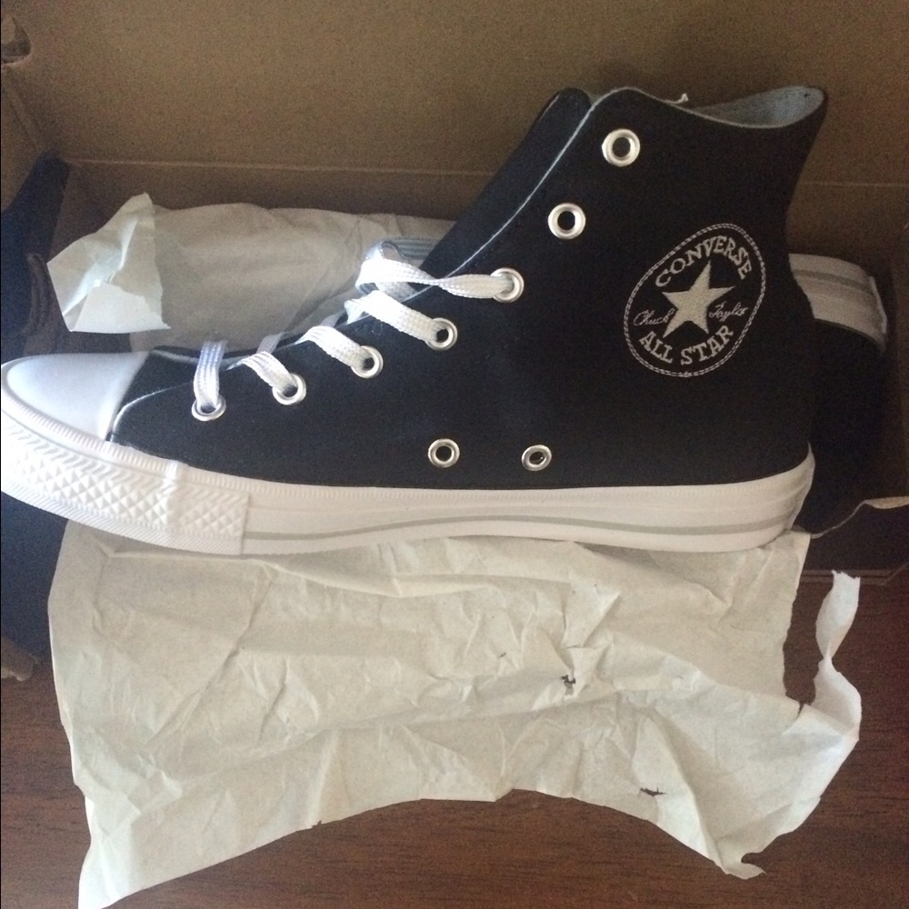 Converse, Never Worn - image 1