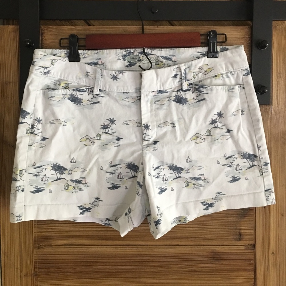 Adorable Old Navy shorts
