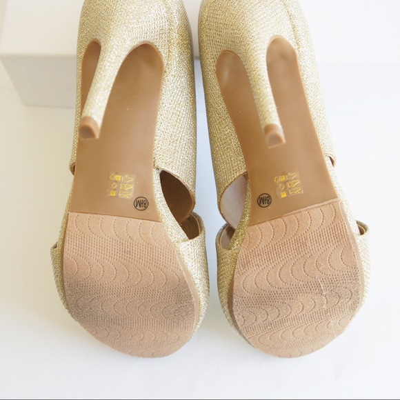 NWOB Gold Chinese Laundry crossover peep-toe heels - Picture 4 of 4