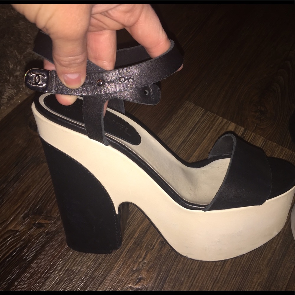AUTHENTIC CHANEL PLATFORMS Spring 2012 Size 39