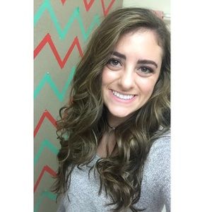 Meet your Posher, Natalie