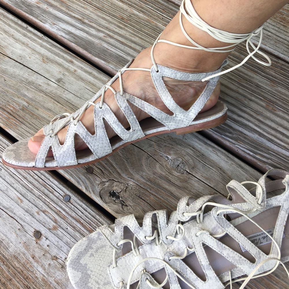 Pour La Victoire Gladiator Sandals - Picture 2 of 8