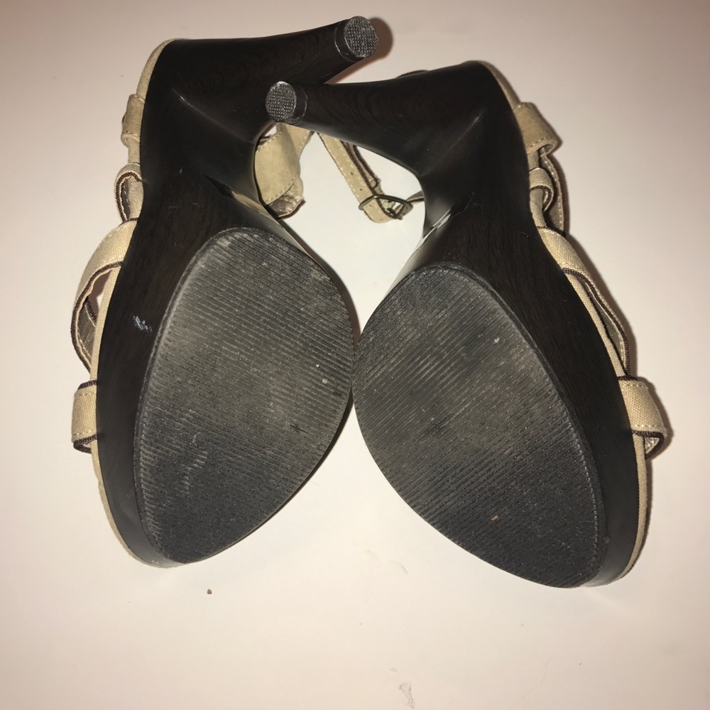 Women's QUPID Heels - Picture 8 of 8