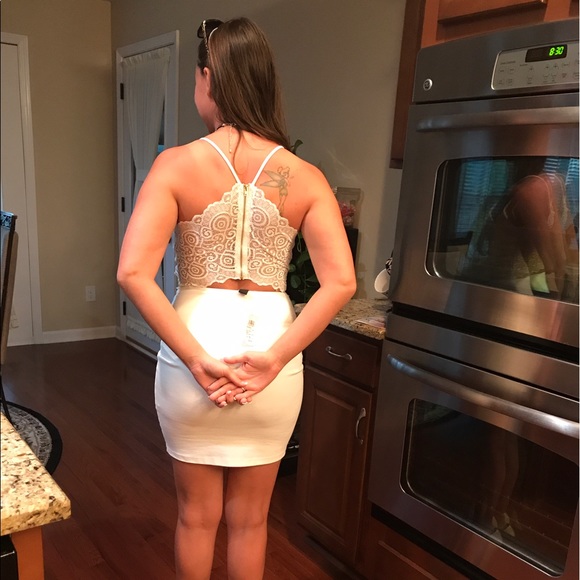 White small dress - Picture 2 of 2