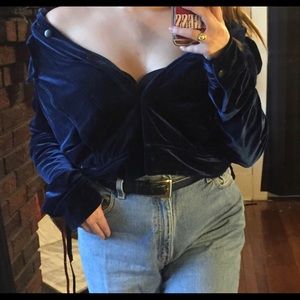 Perfect vintage velvet top!