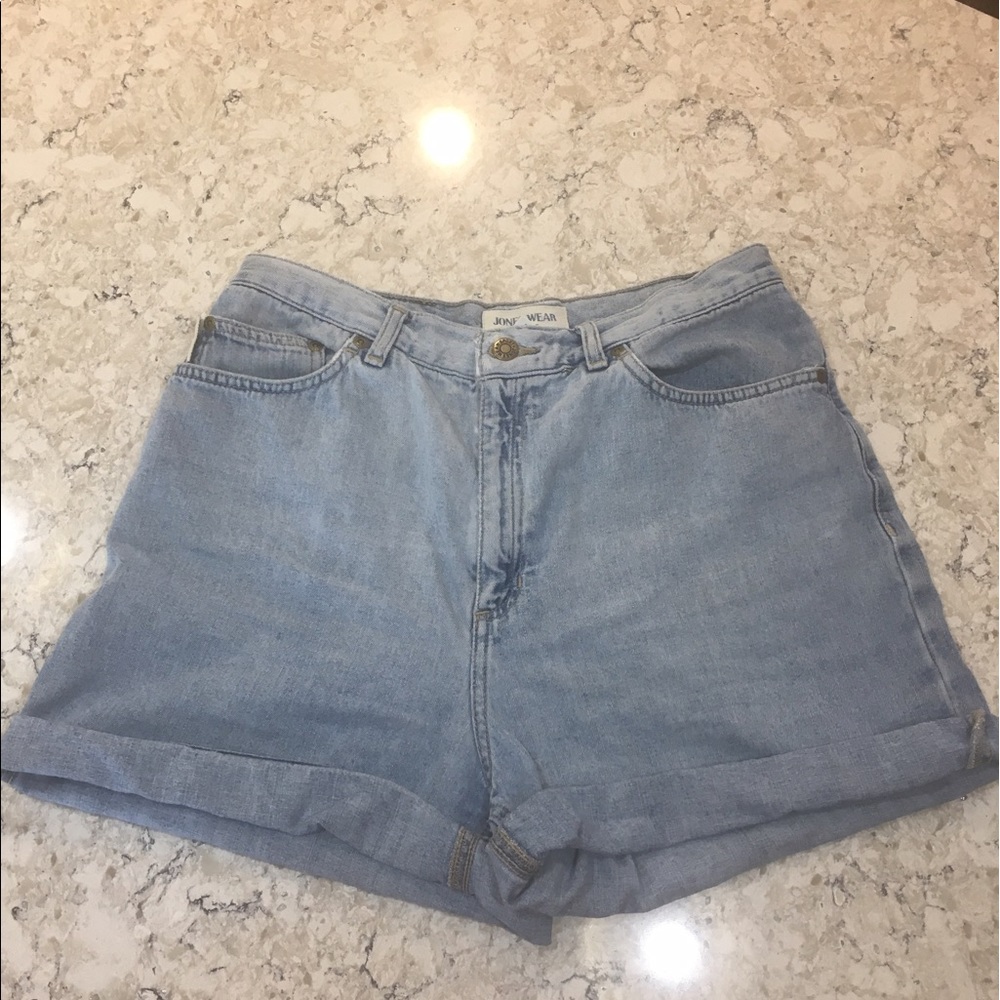 Vintage high rise "mom" shorts