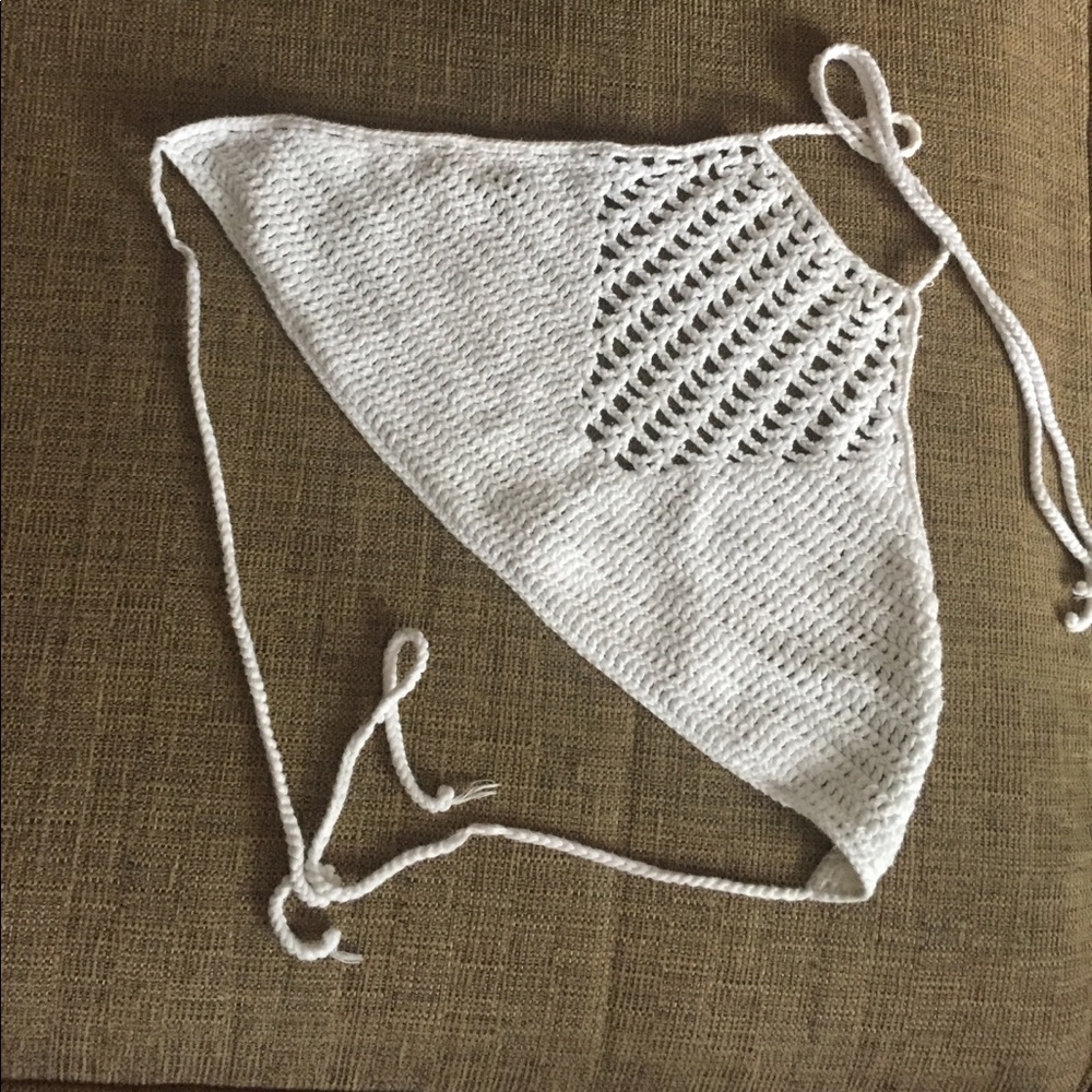 White crochet crop top