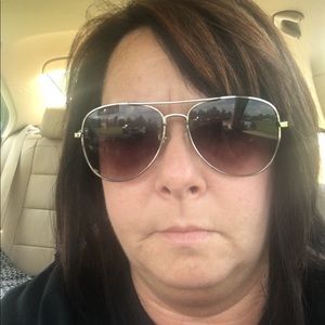 Meet your Posher, Sheryl