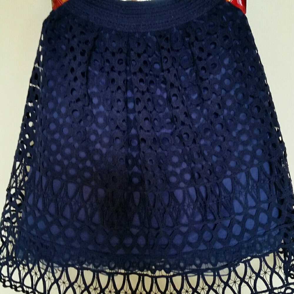 Guipure navy blue skirt