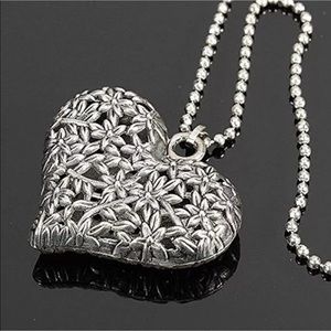 Heart necklace