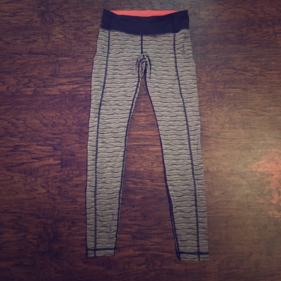 lululemon athletica Pants - Lululemon exercise pants